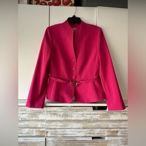 Elegant Women's Pink Blazer with Belt